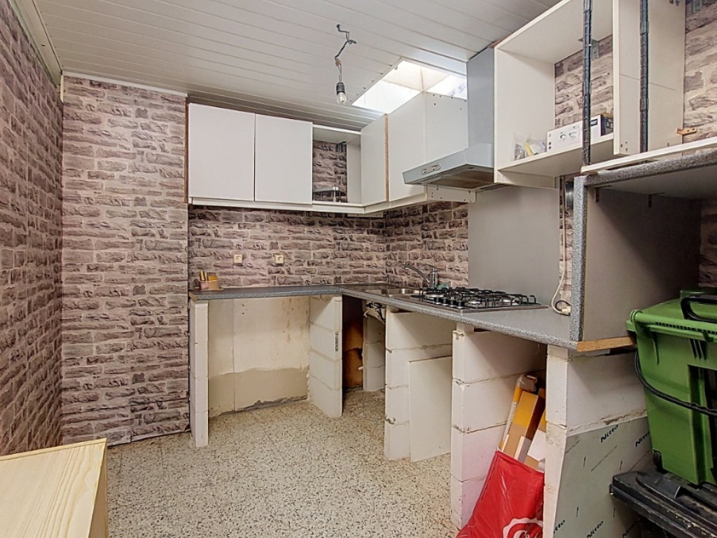 Rue Nicolas Jadot - 10 - - 4500