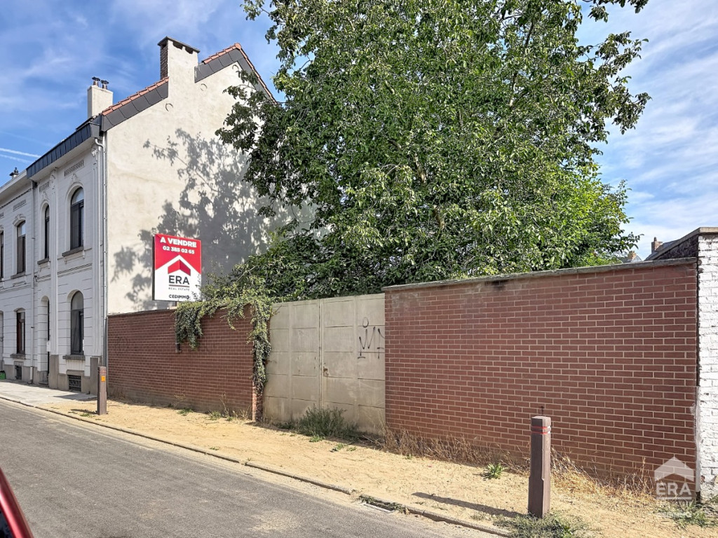 Rue Ernest Laurent - 41 - - 1420