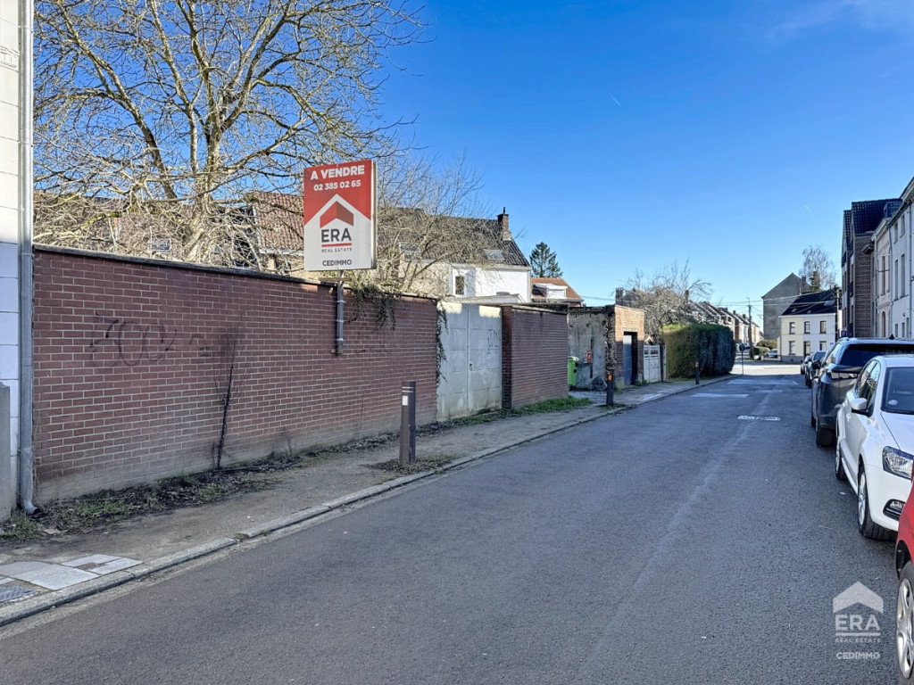 Rue Ernest Laurent - 41 - - 1420