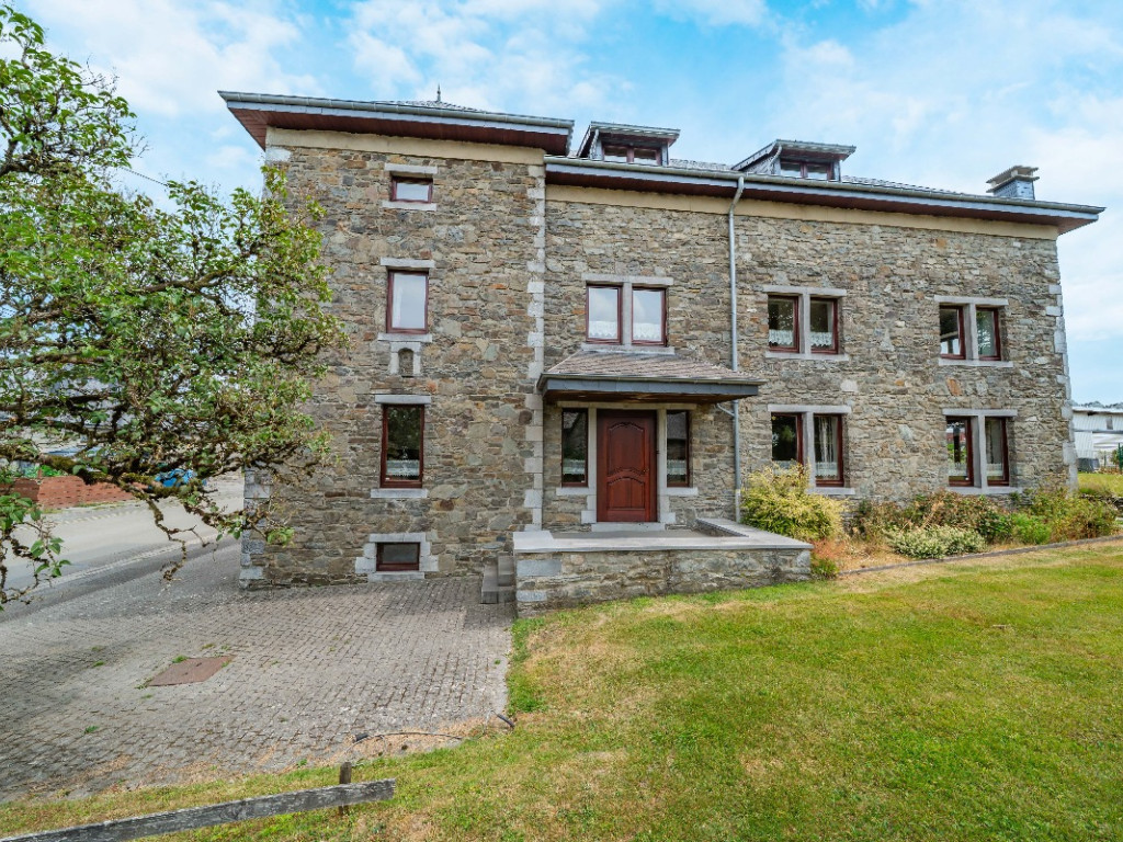 Rue de Burhaimont - 140 - - 6880