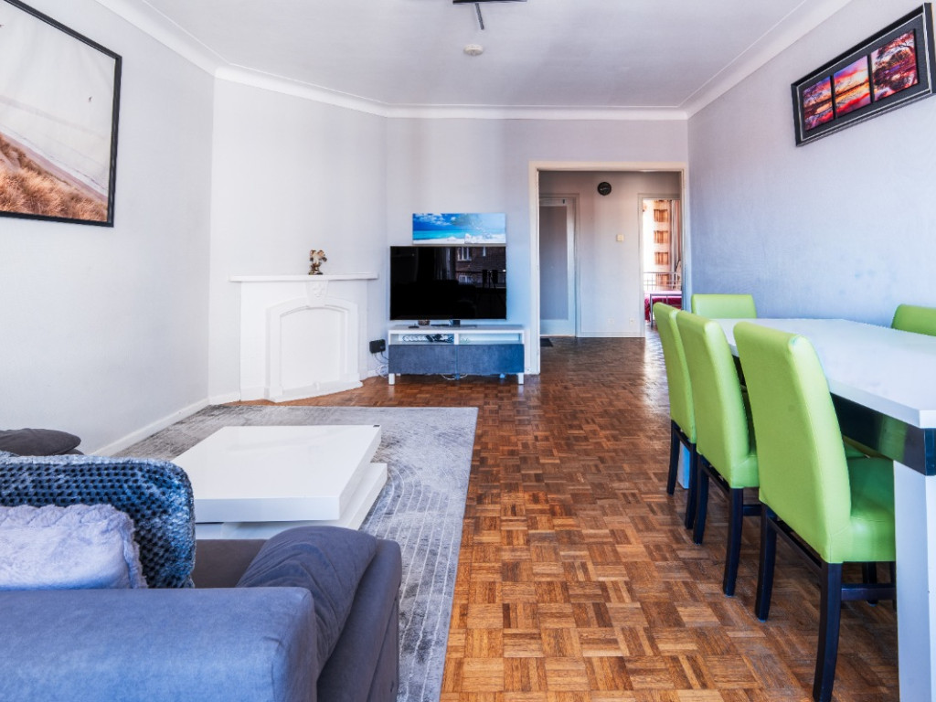 Rue Picard - 210 - 5G - 1080