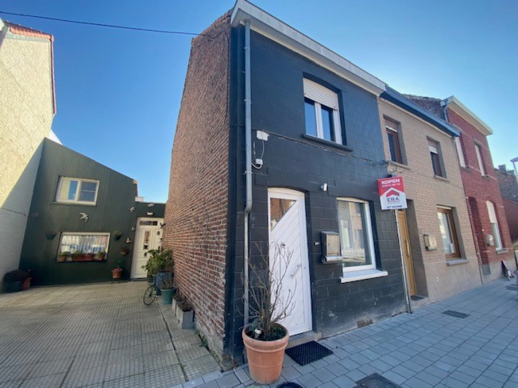 Ooststraat - 64 - - 8940