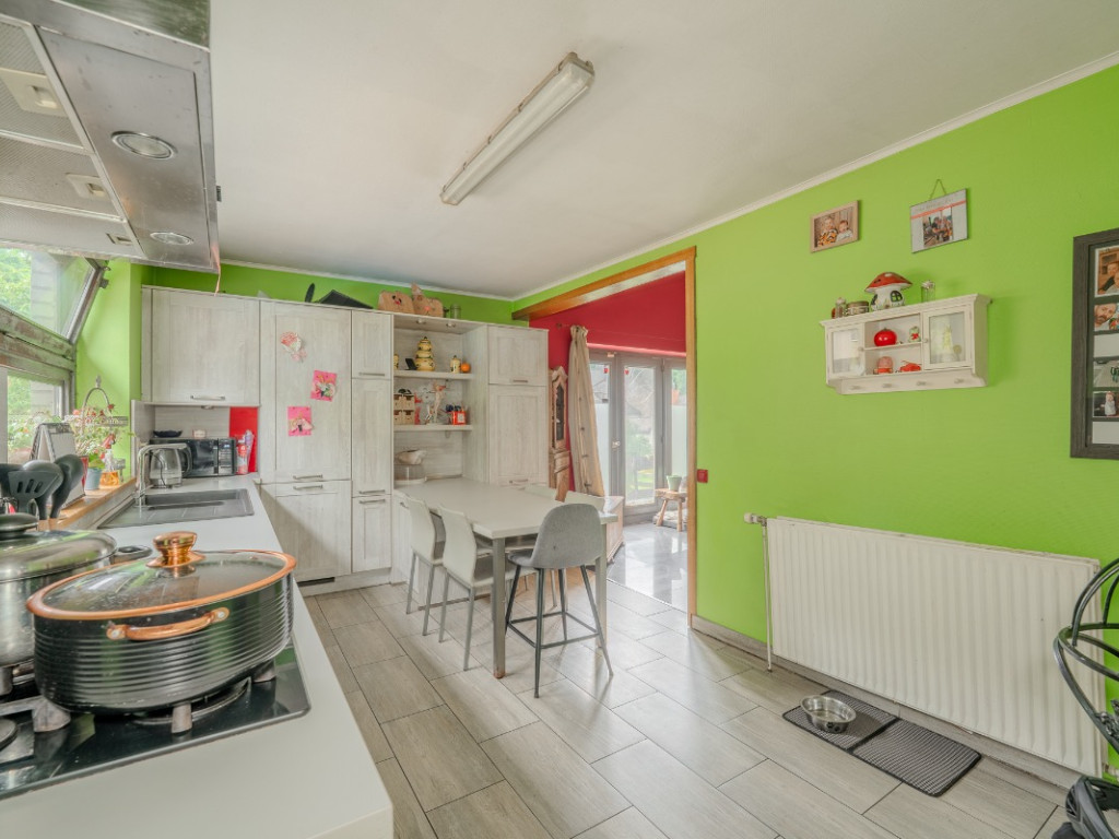 Rue du Samson - 25 - - 5300