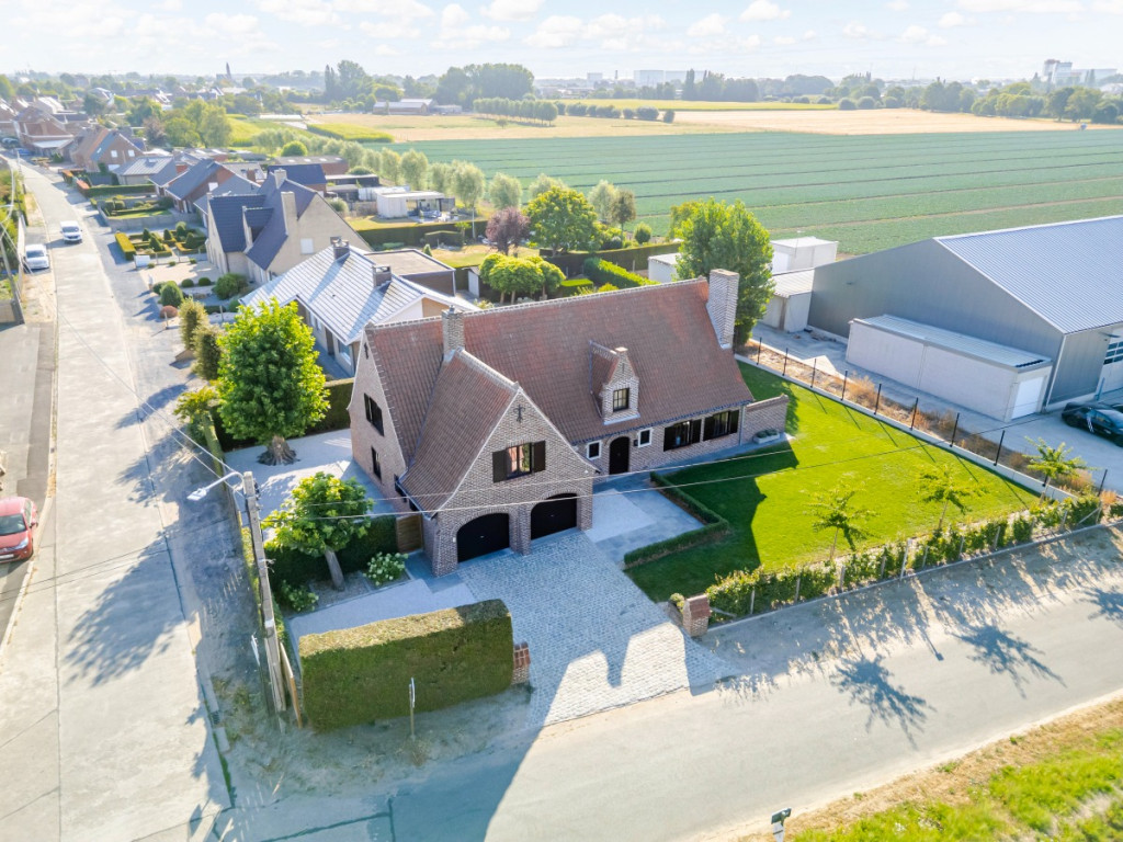 Hulstestraat - 7 - - 8780