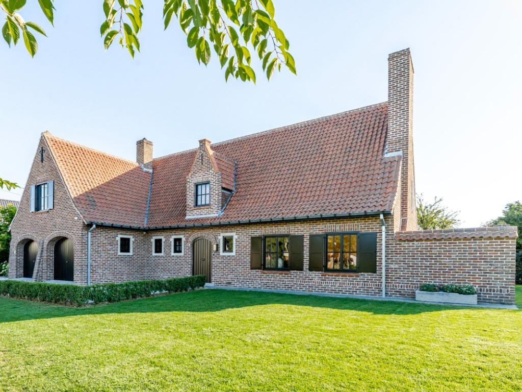 Hulstestraat - 7 - - 8780
