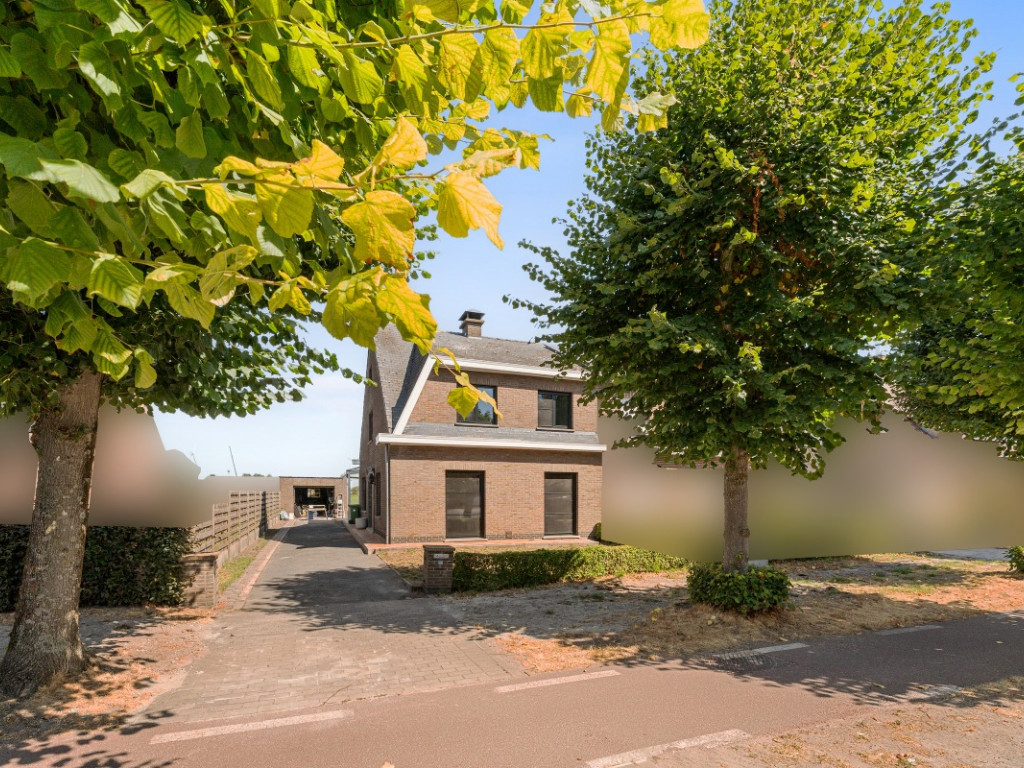 Vrombautstraat - 17 - - 9900