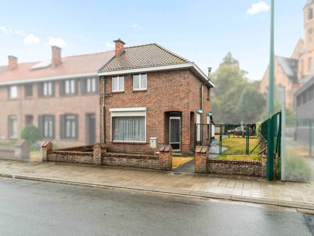 Pastoor Bontestraat - 10 - - 9900
