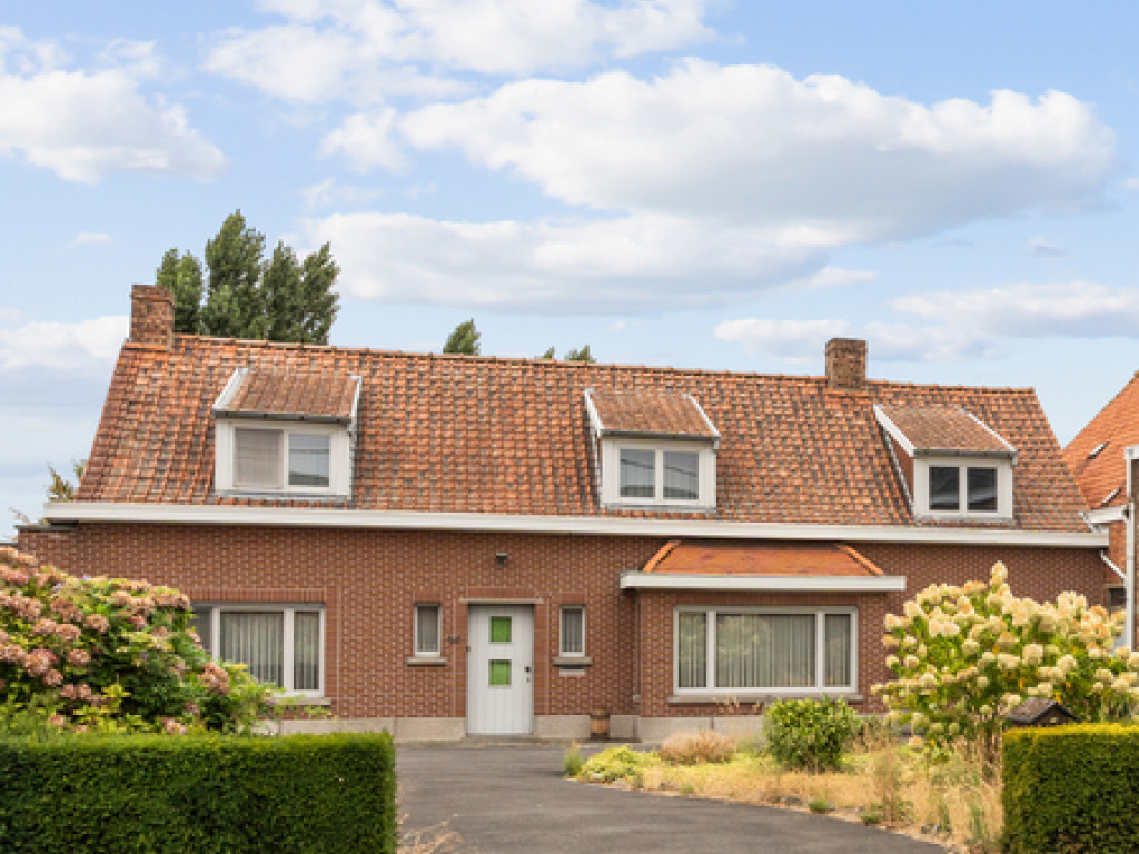 Kerkstraat - 99 - - 8540