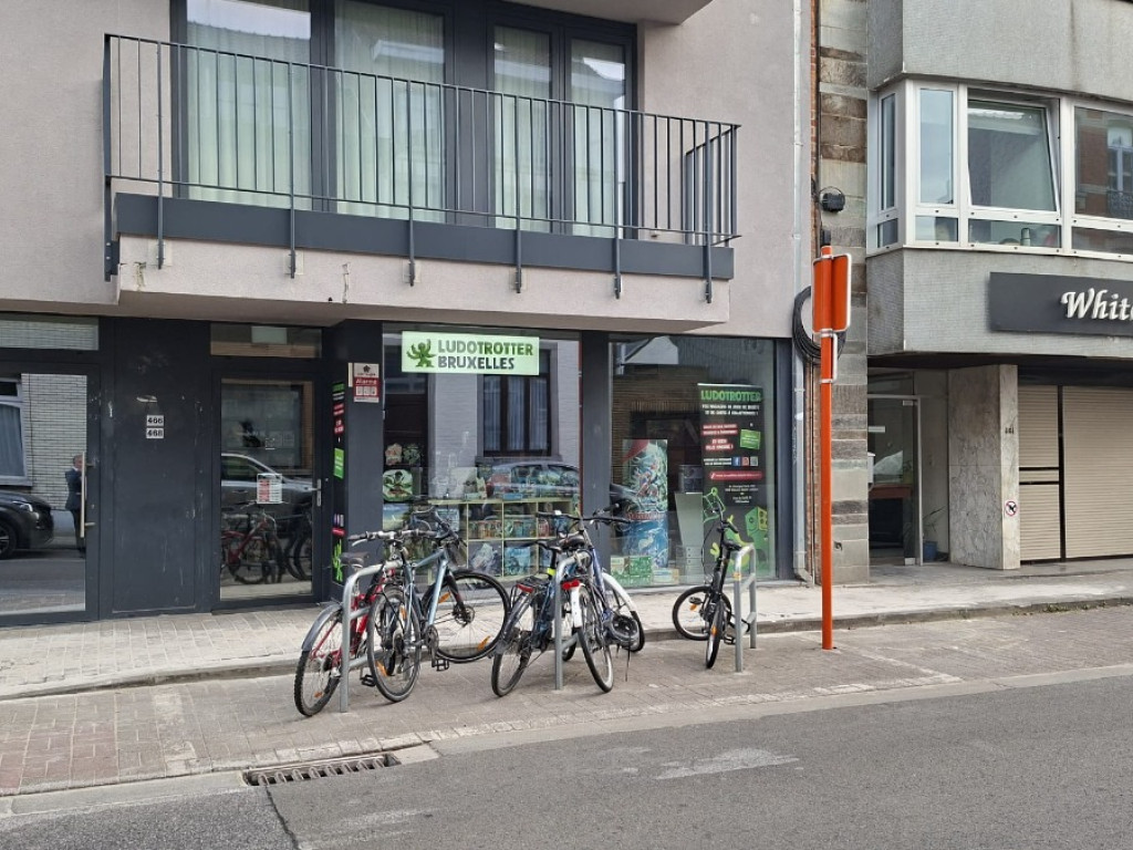 Avenue Georges Henri - 466 - - 1200