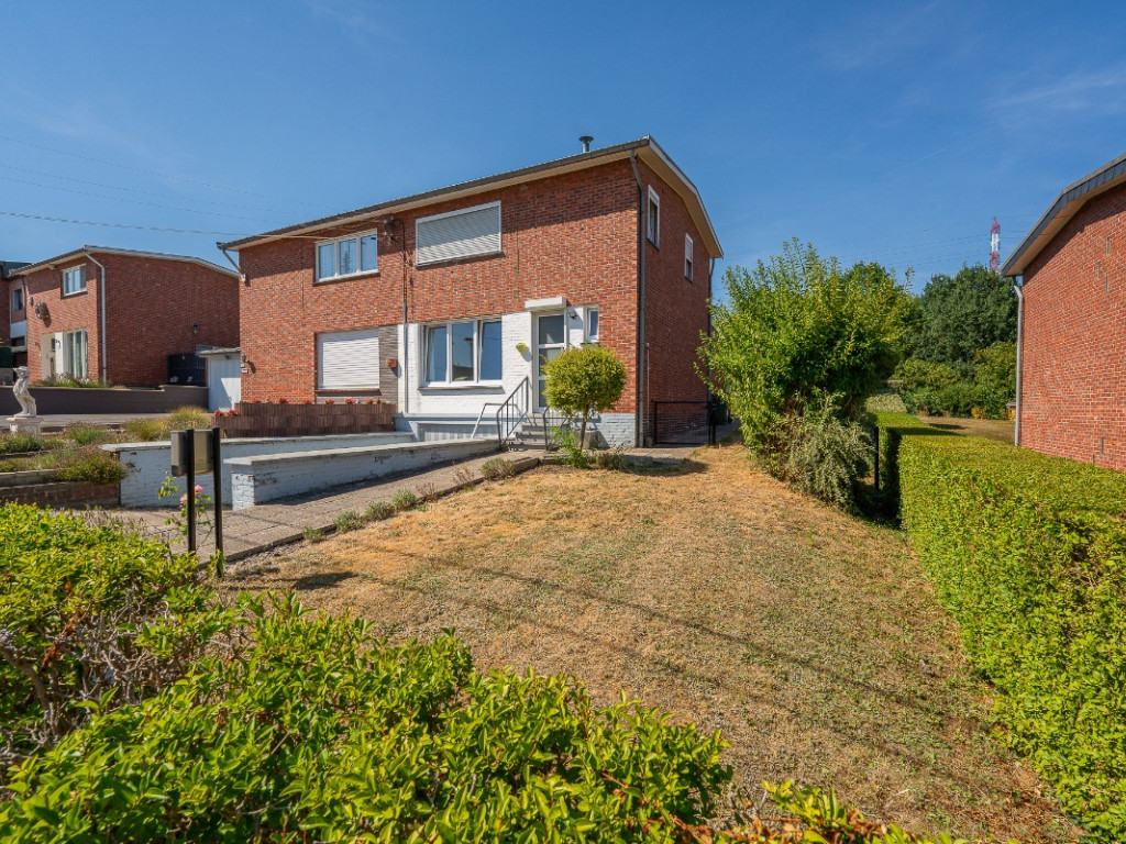 Rue Pisonchamps - 32 - - 4400