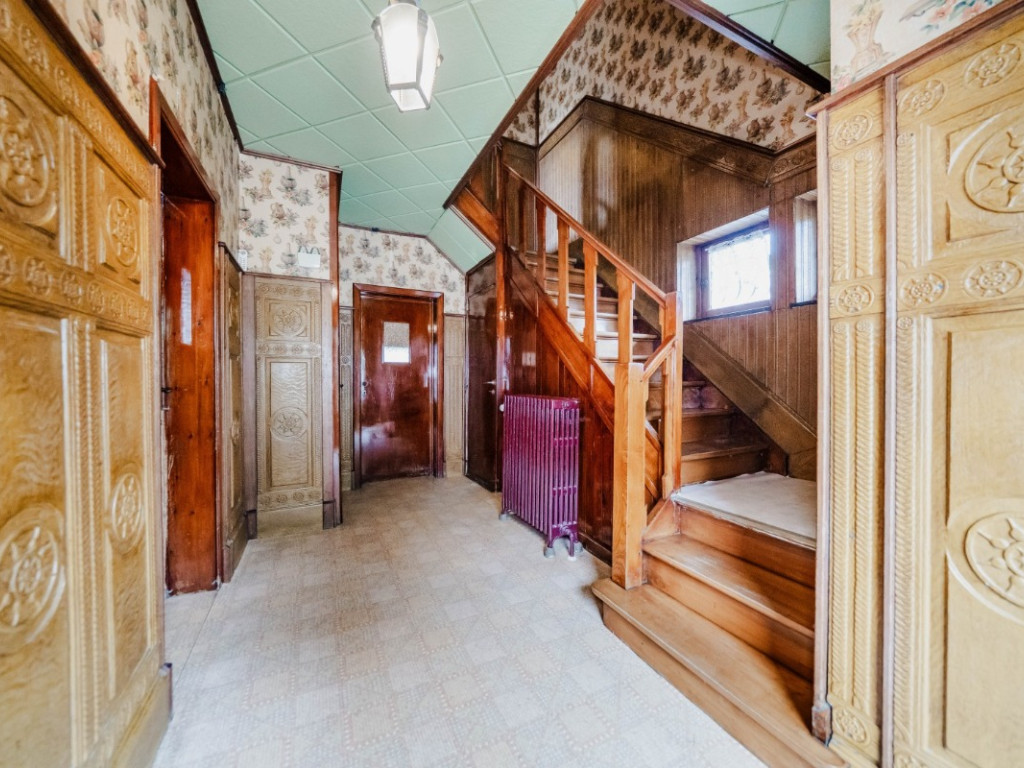 Rue Tapeu - 24 - - 4820
