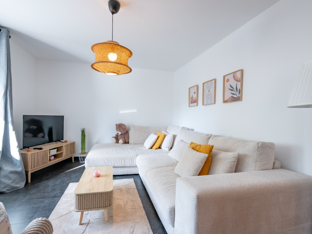 Rettigny - 4 - Apt rez - 6670