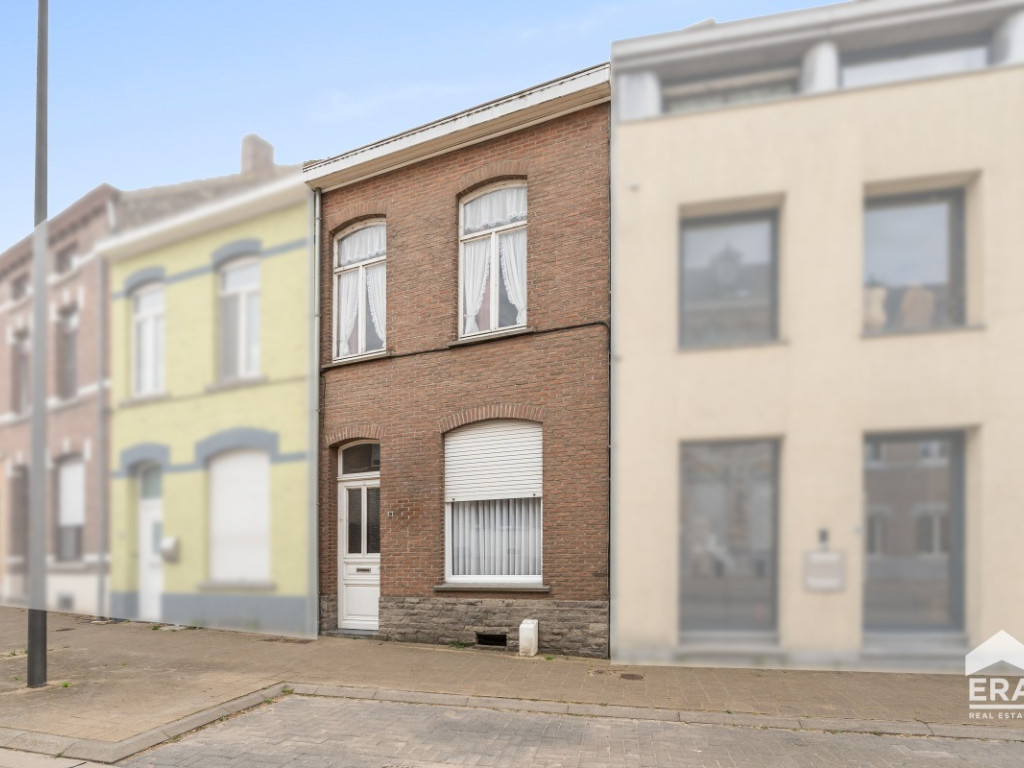 Stationsstraat - 39 - - 3320