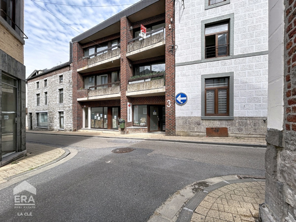Rue Cent Louis - 3 - 22 - 5620