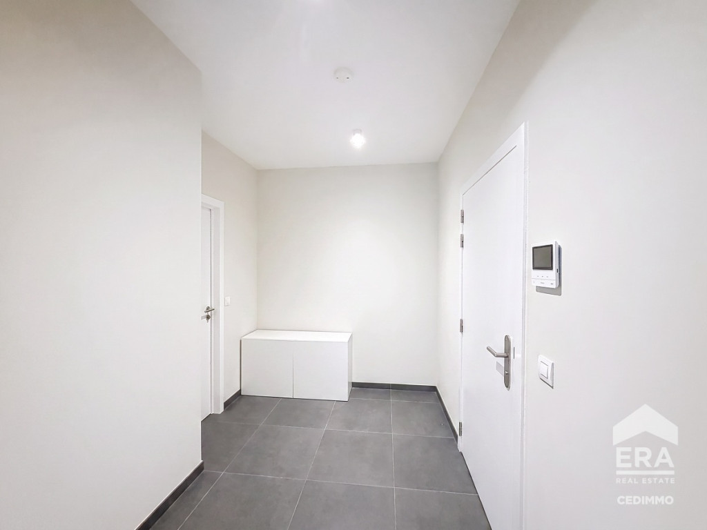 Rue du Charron - 285 - E08 - 1420