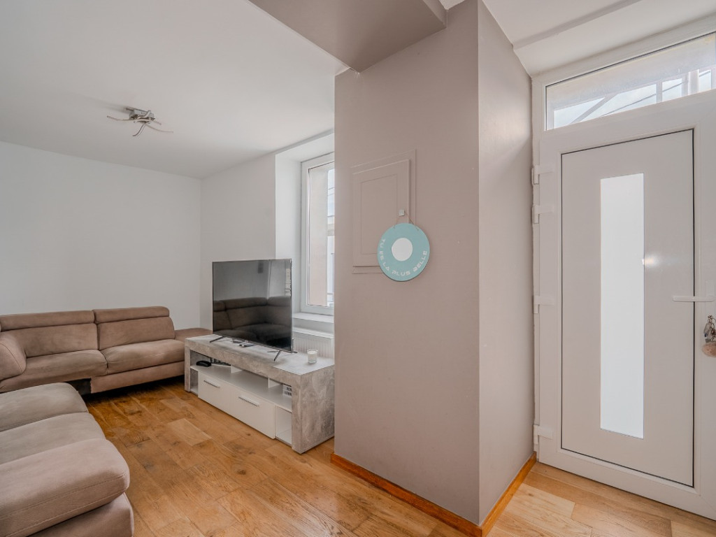 Rue de l'Arbre Saint-Michel - 247 - - 4400