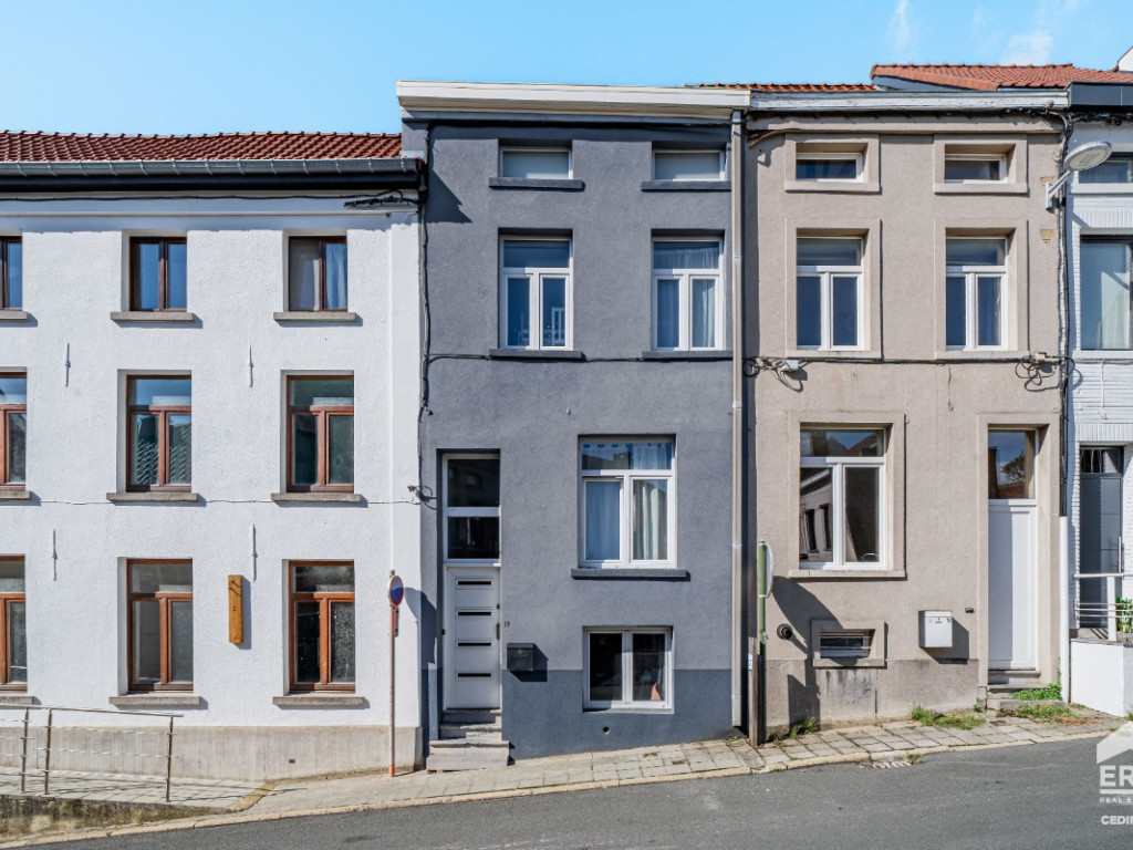 Rue du Château - 18 - - 1420