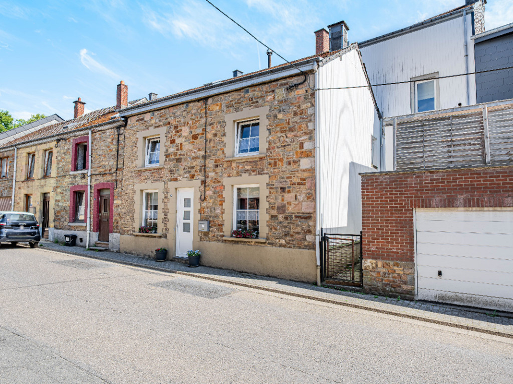 Rue de Lavaux - 12 - - 6870