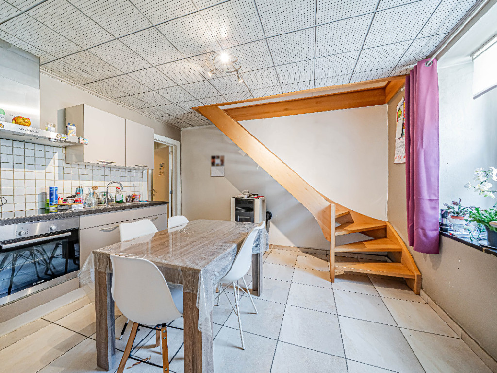 Rue de Lavaux - 12 - - 6870