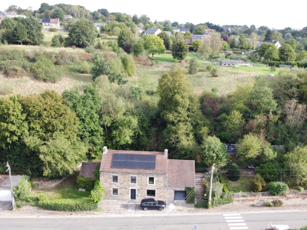 Rue de la Burdinale - 95 - - 4210