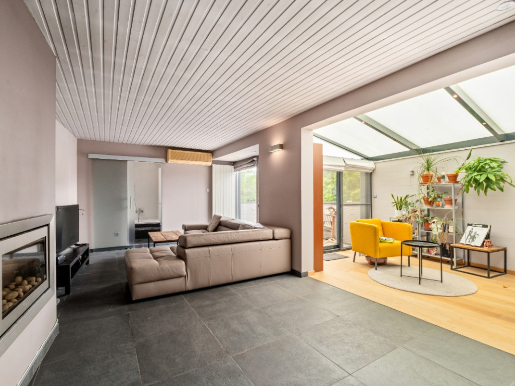 Leuvestraat - 218 - - 9320