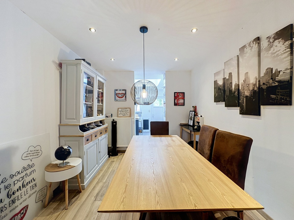 Rue de l'Industrie - 2 - - 4540