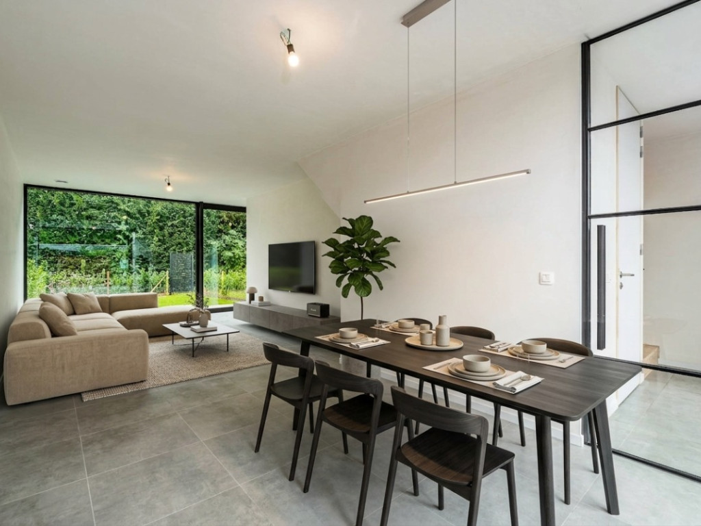 Churchillsteenweg - 19 - - W3 - 9300
