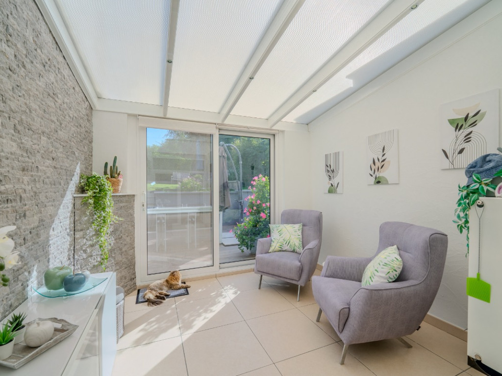 Rue Haute - 28 - - 4100