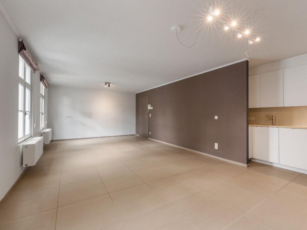 Hoogstraat - 66 - 11 - 2870