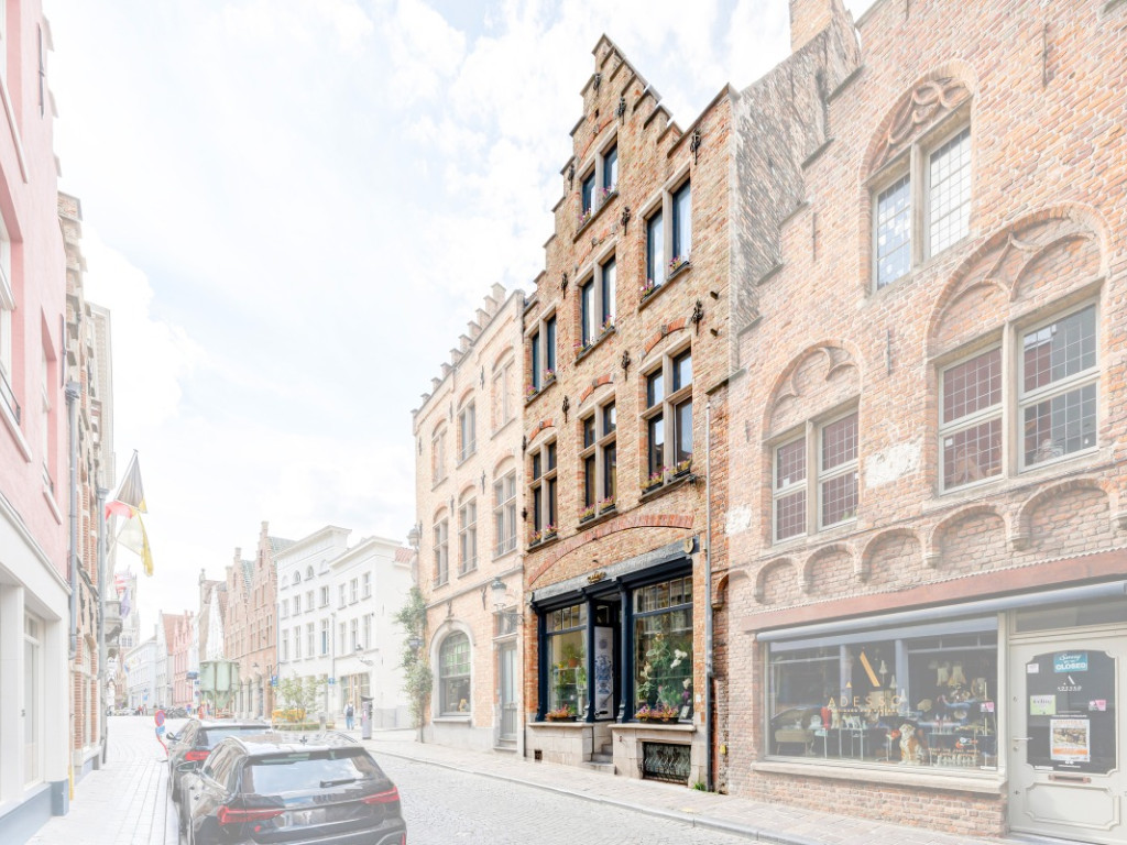 Hoogstraat - 25 - - 8000