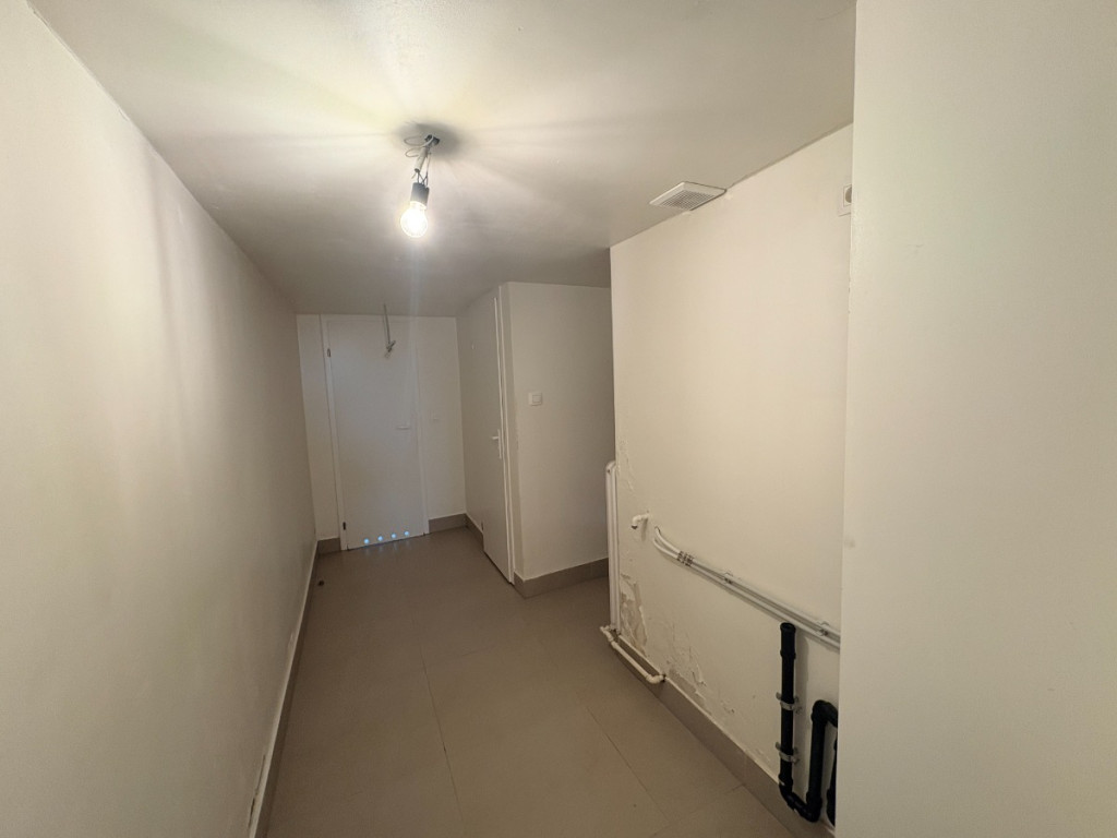 Rekestraat - 16 - - 8940