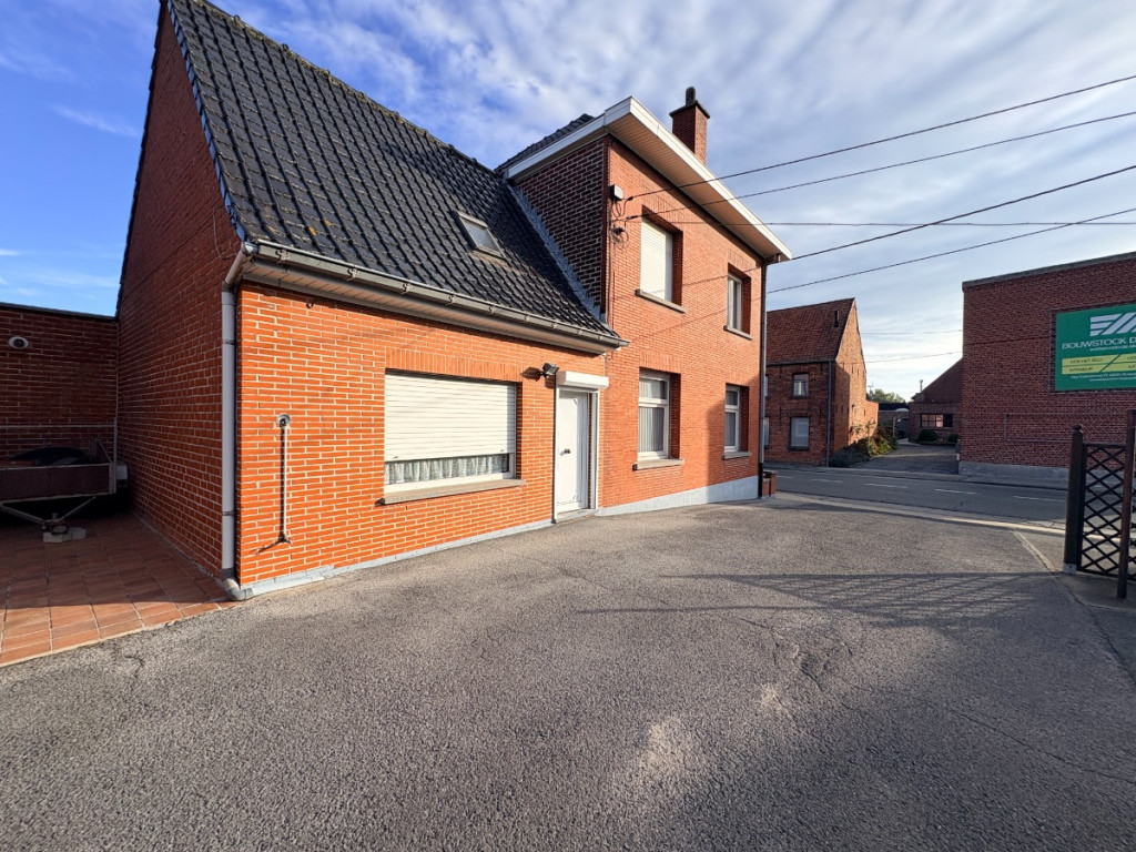 Oekensestraat - 22 - - 8800