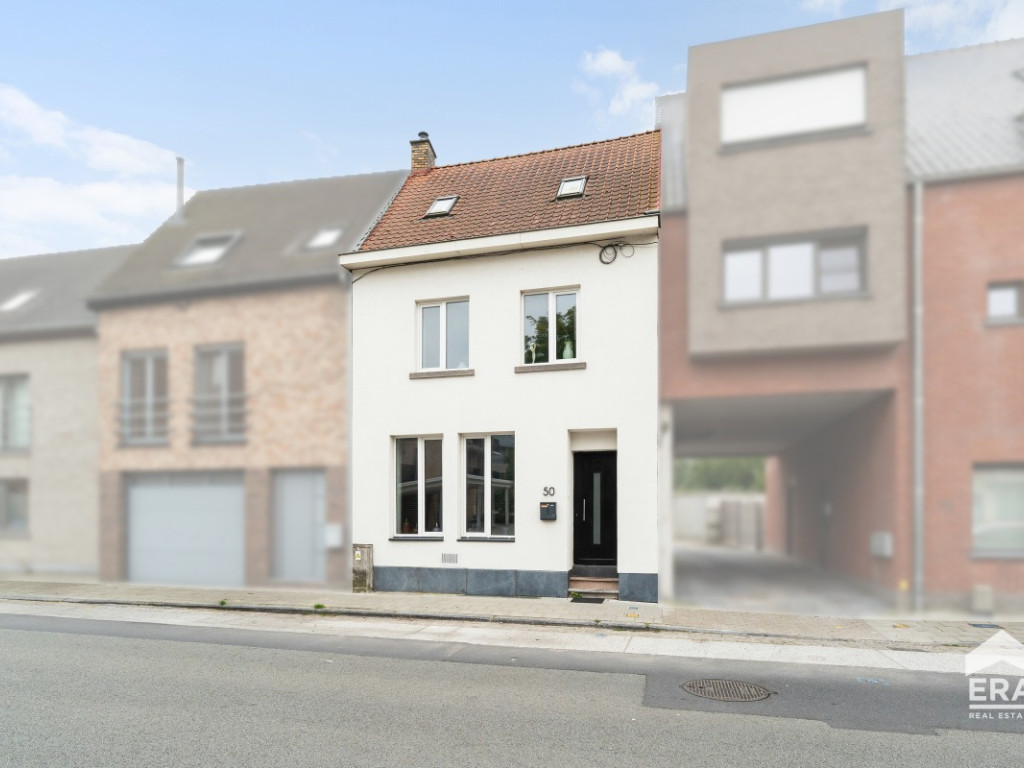 Deken Darraslaan - 50 - - 8700