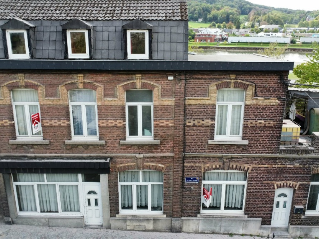 Avenue Reine Astrid - 93 - - 4500