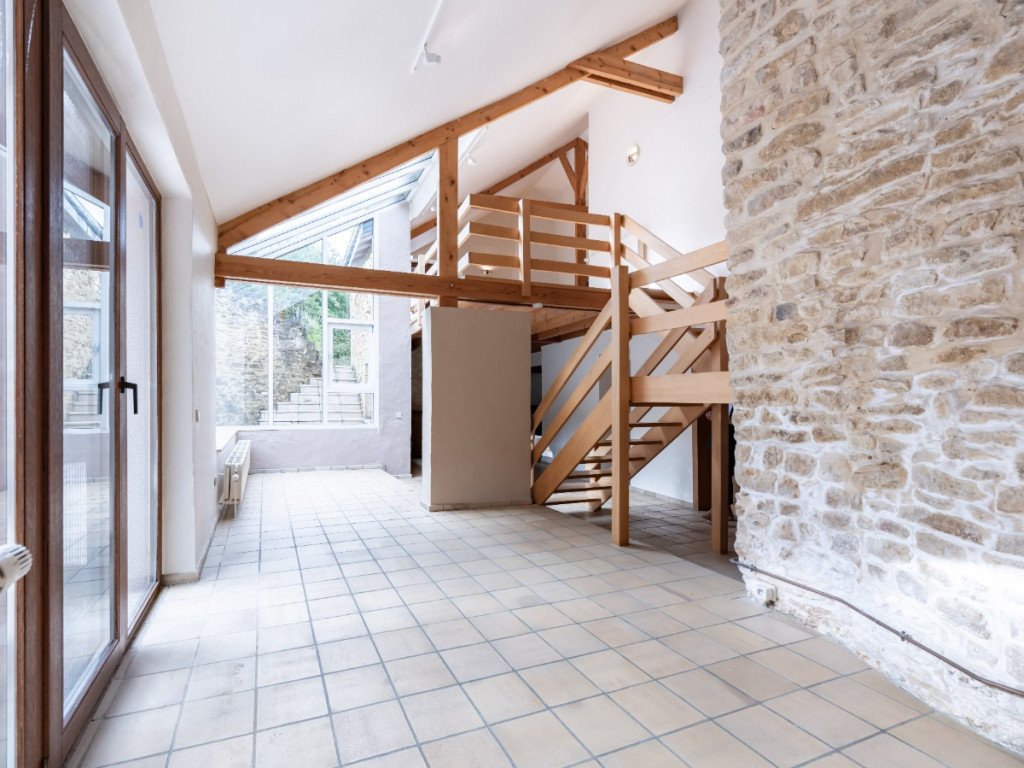 Rue Saint-Denis - 4 - - 6700