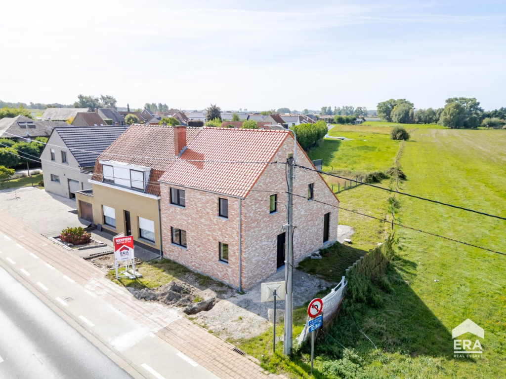 Oostrozebekestraat - 170 - - 8760
