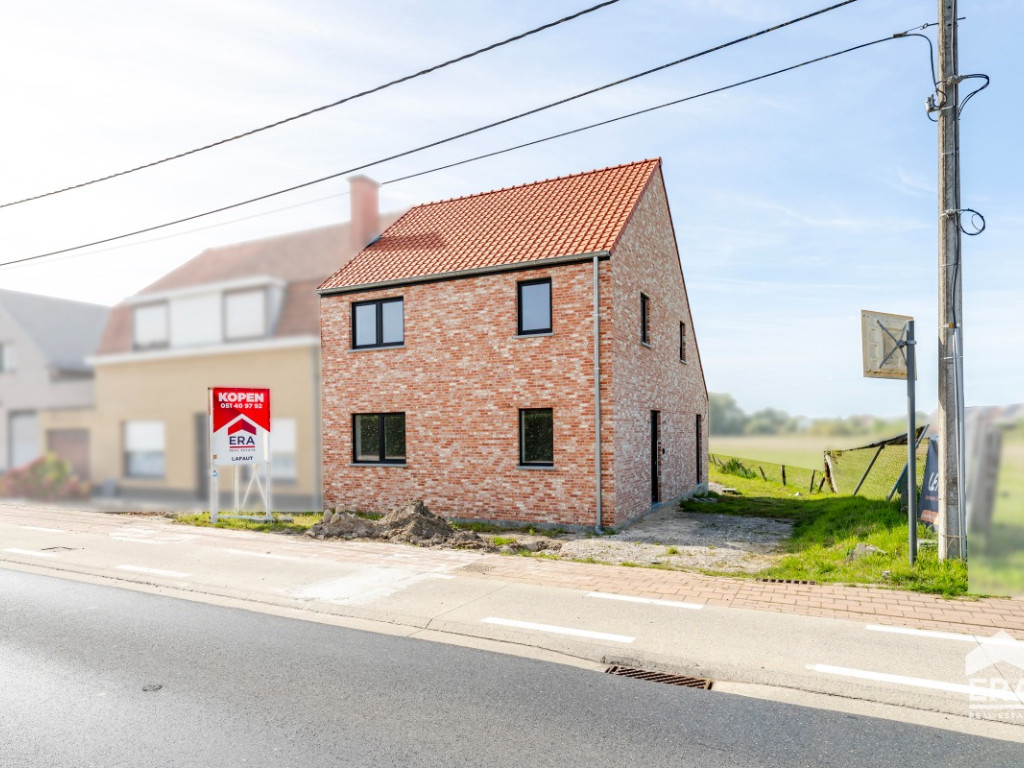 Oostrozebekestraat - 170 - - 8760