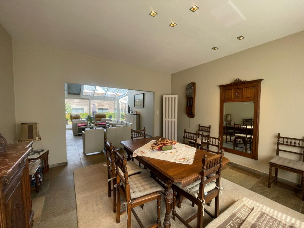 Menenstraat - 66A - - 8940