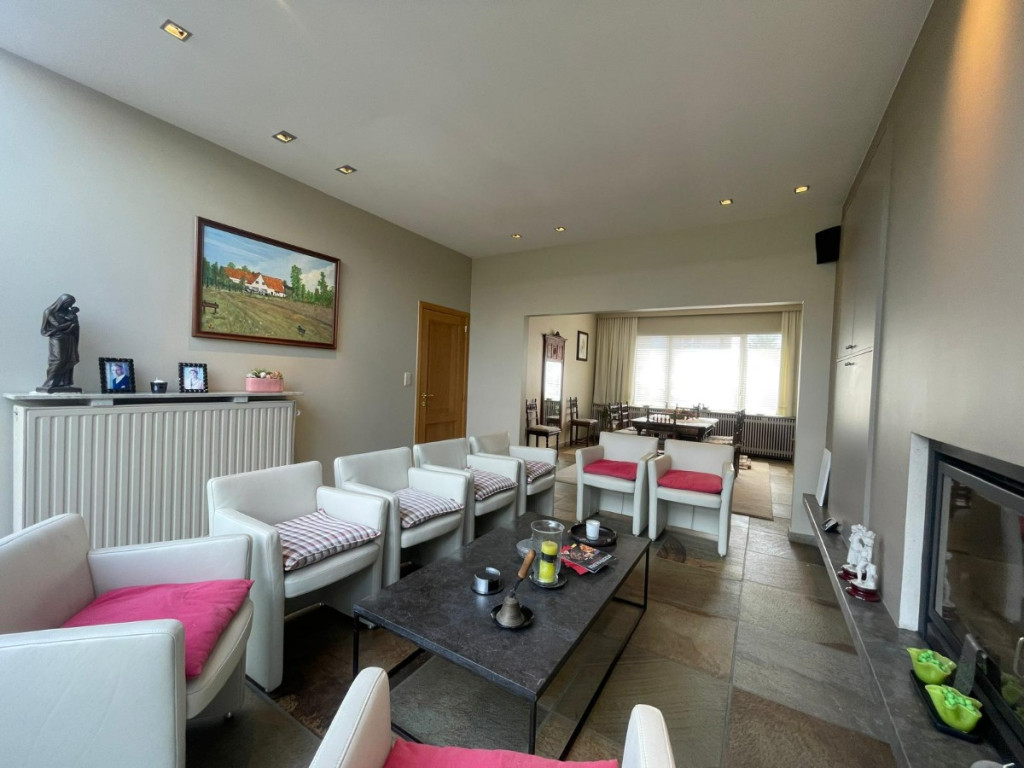 Menenstraat - 66A - - 8940