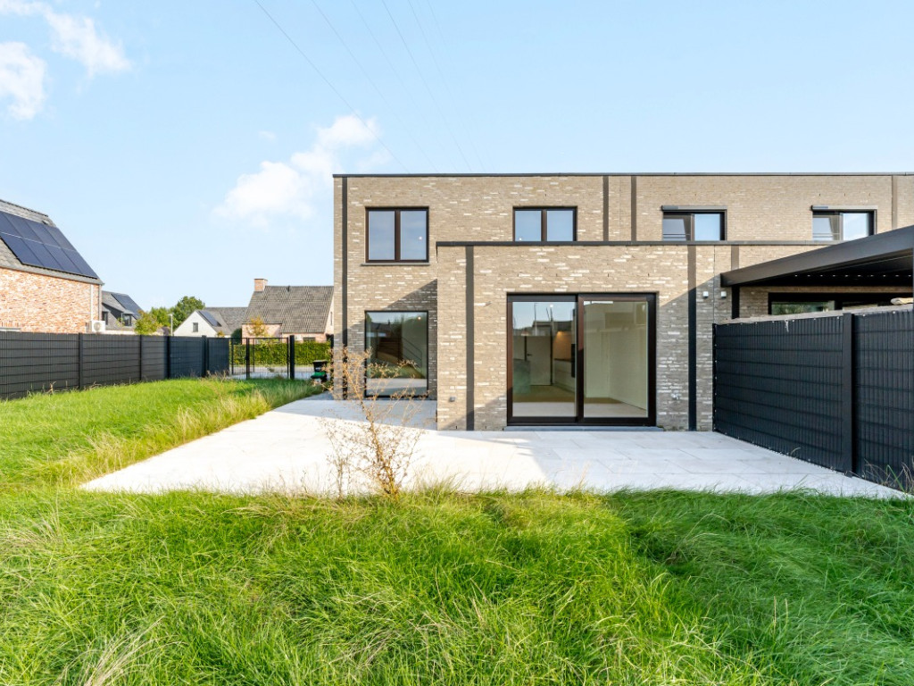 Eikenstraat - 88 - - 8870