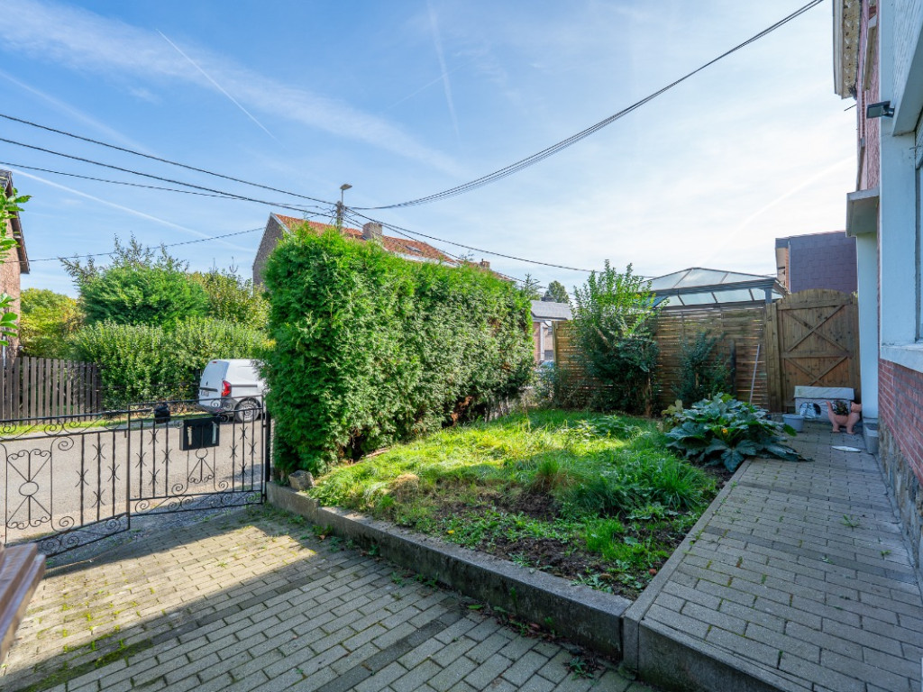 Rue Sous les Haxhes - 70 - - 4041