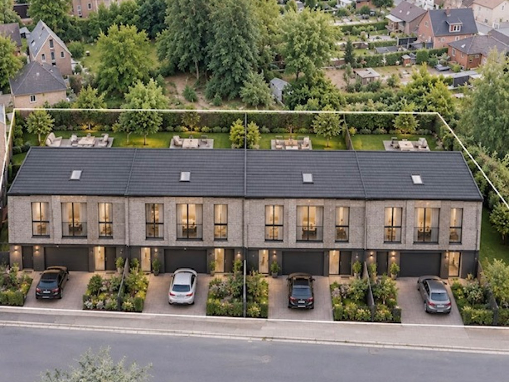 Rue Paul Hulin - 43 - - 6180