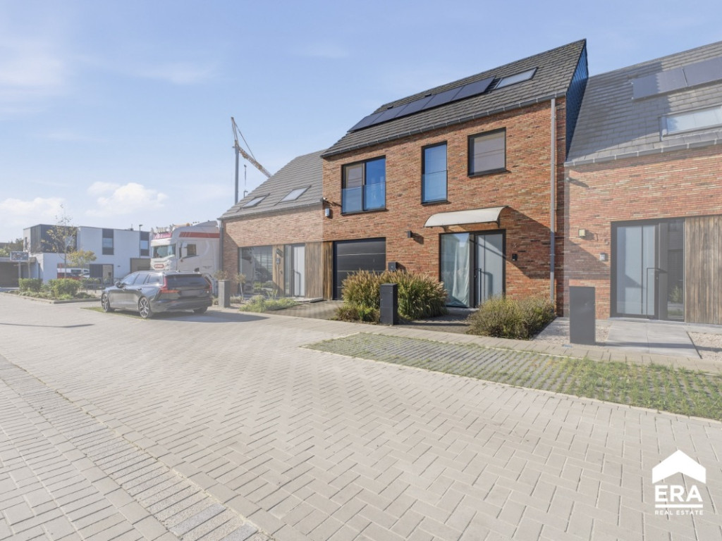 Albert Biesbrouckstraat - 3 - - 8800