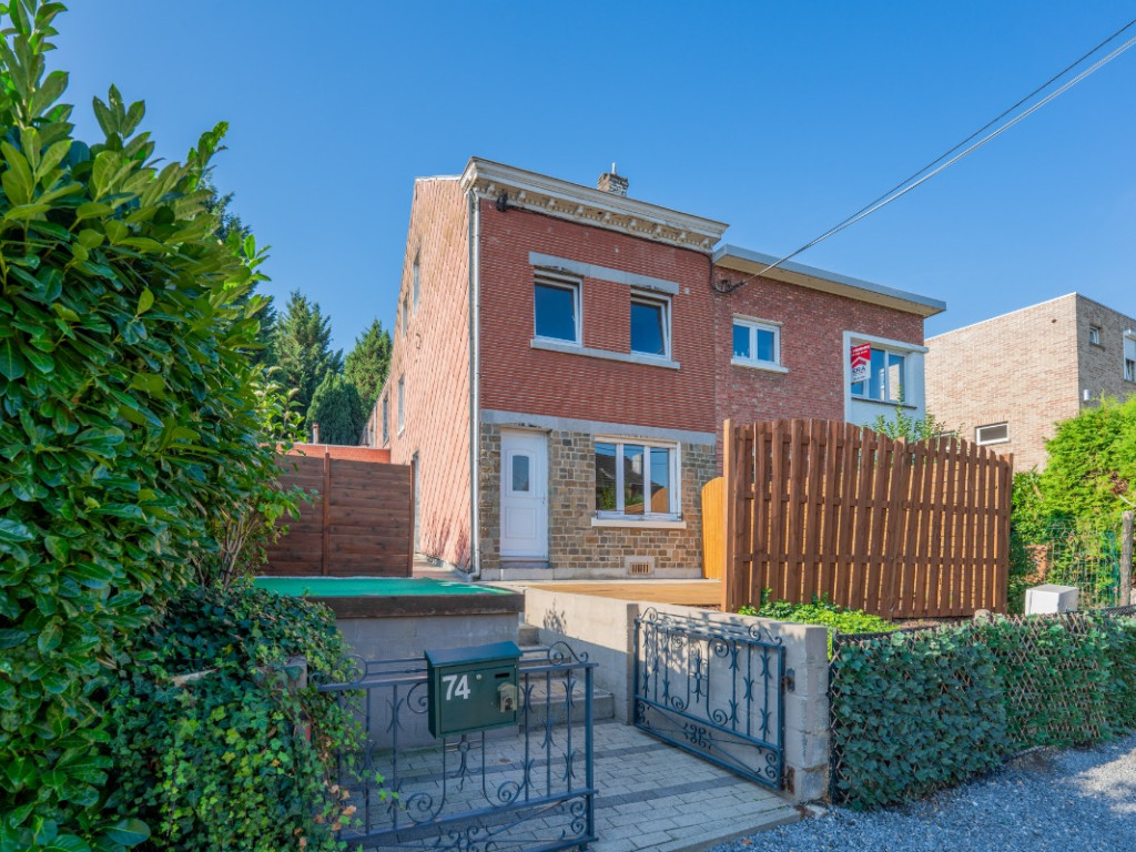 Rue Sous les Haxhes - 74 - - 4041
