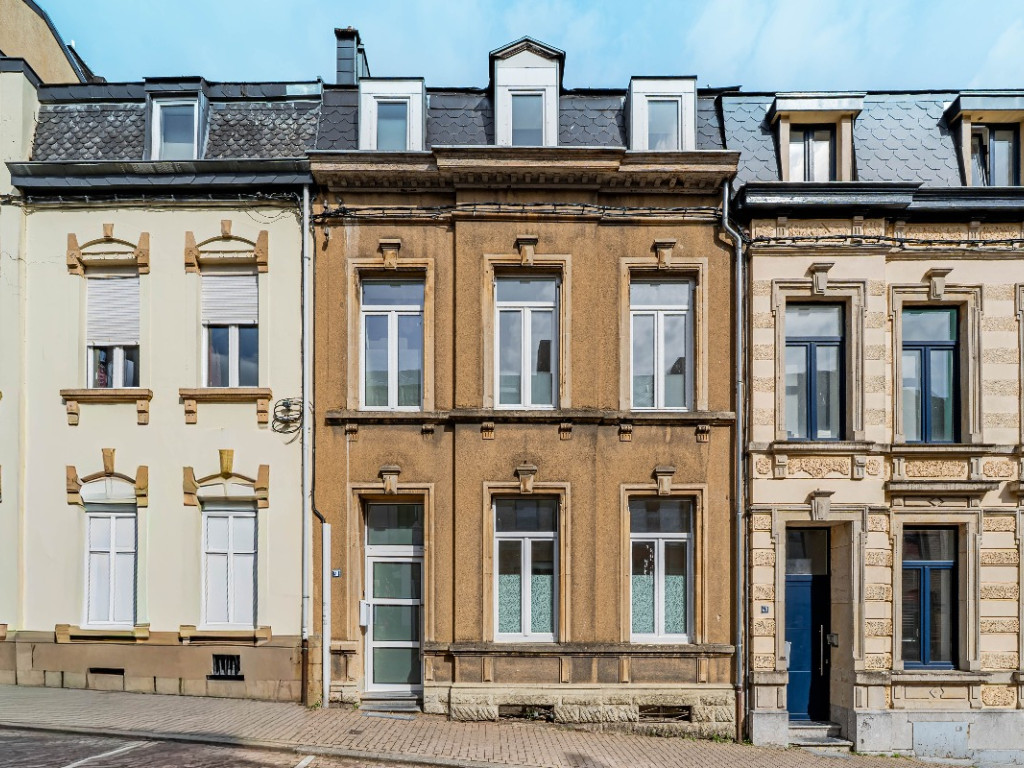 Rue Francq - 38 - - 6700