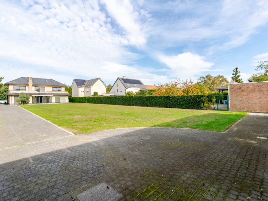 Dorp West - 124 - - 2070