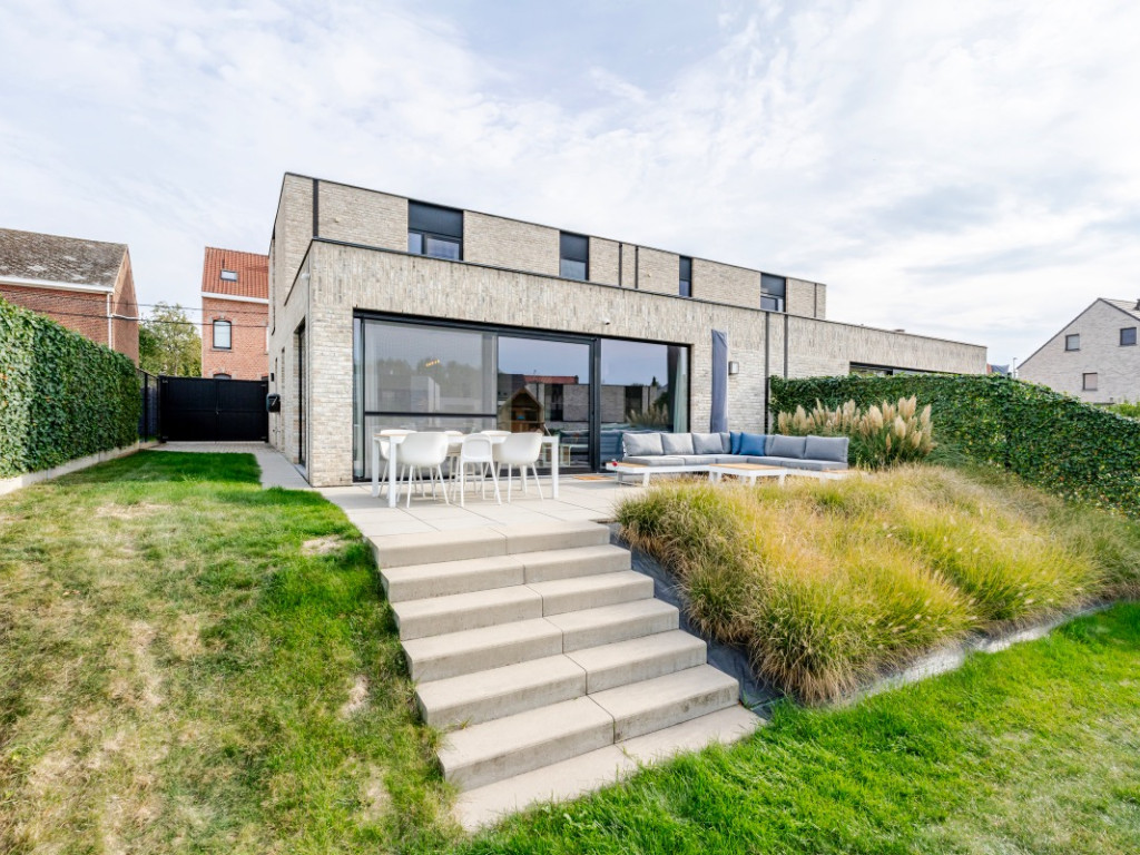 Dorpsstraat - 64 - - 3078