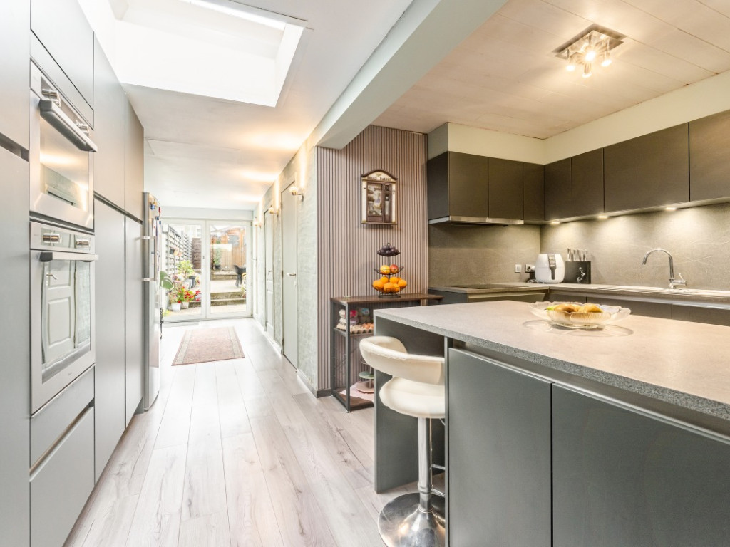 Stationsstraat - 299 - - 8540