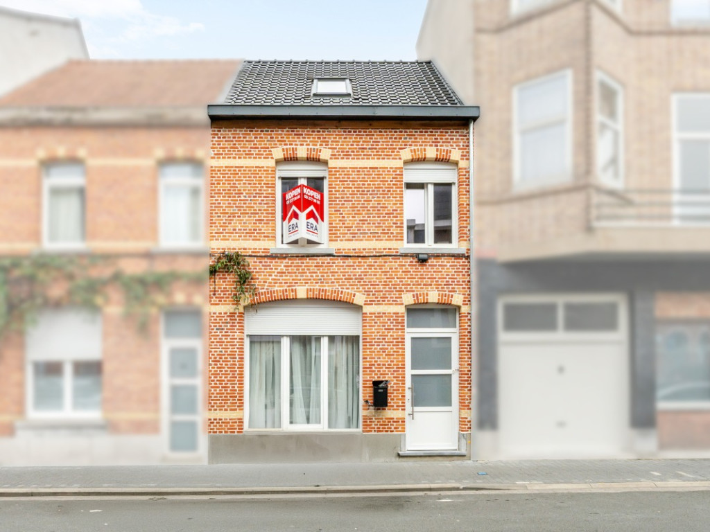 Van Naemenstraat - 58 - - 9100