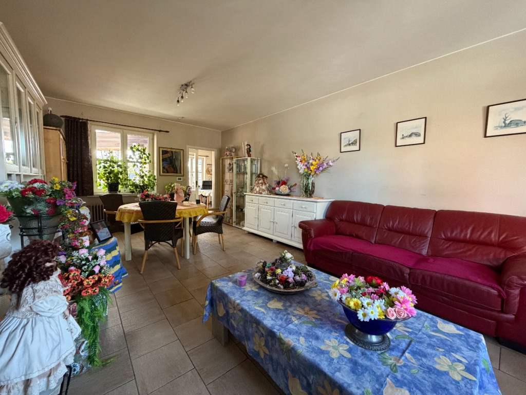 Steenweg op Ravels - 215 - - 2360